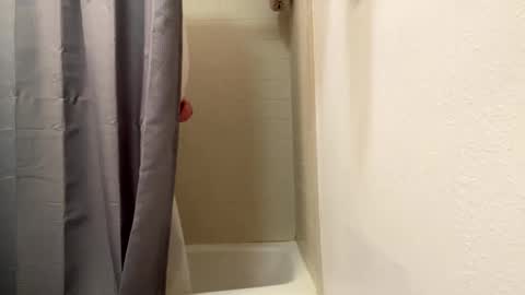 bathingcat online show from January 6, 8:57 am