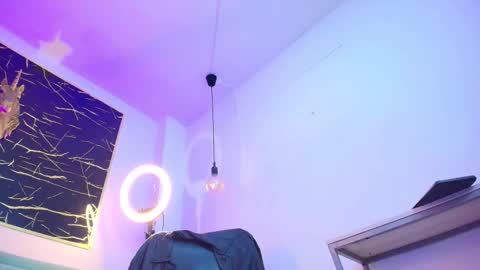     online show from December 1, 11:40 pm