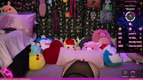 Bellalunabear trans   JadePlant Cis online show from June 4, 8:45 pm