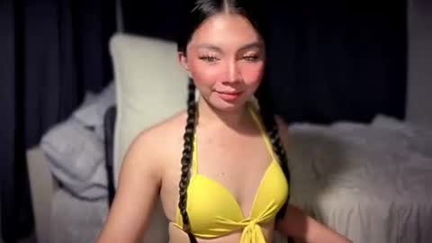 Yeng online show from March 7, 12:22 pm