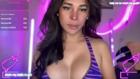 queen amanda online show from April 20, 7:32 am