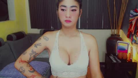 3 online show from March 25, 9:41 pm