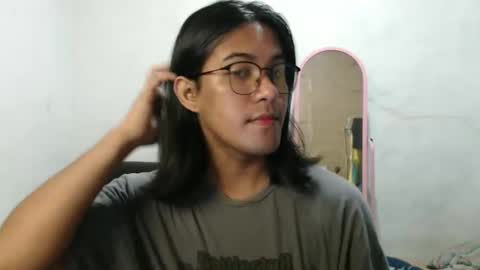 Snapshot of blackpinayts chatting on December 22, 6:15 pm Ellez online show from December 22, 6:15 pm