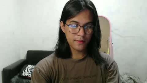 Snapshot of blackpinayts chatting on December 29, 10:01 am Ellez online show from December 29, 10:01 am