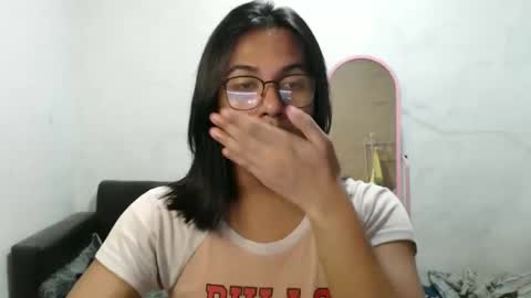 Snapshot of blackpinayts chatting on December 31, 12:57 pm Ellez online show from December 31, 12:57 pm