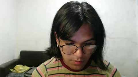 Snapshot of blackpinayts chatting on March 5, 8:27 pm Ellez online show from March 5, 8:27 pm