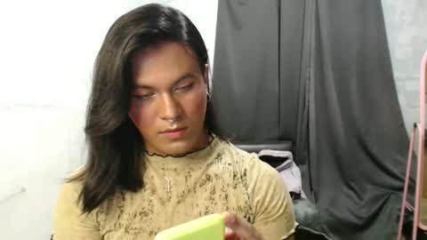 Snapshot of blackpinayts chatting on September 10, 3:22 pm Ellez online show from September 10, 3:22 pm