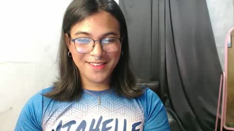 Snapshot of blackpinayts chatting on September 26, 6:27 pm Ellez online show from September 26, 6:27 pm