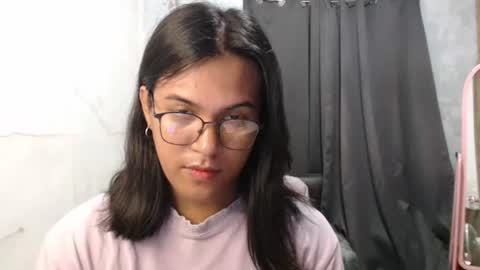 Snapshot of blackpinayts chatting on October 17, 6:33 pm Ellez online show from October 17, 6:33 pm