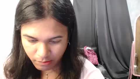 Ellez online show from November 9, 11:05 pm