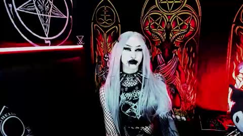   online show from November 14, 8:17 pm