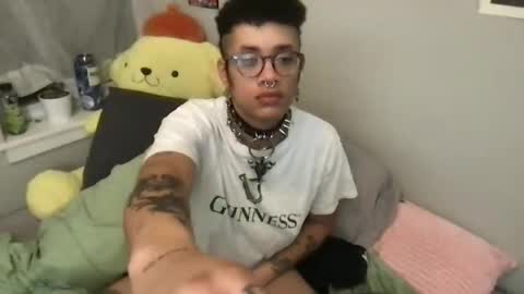 bloodrushbabe online show from May 6, 2:07 am