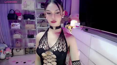 aivee online show from October 1, 12:22 am