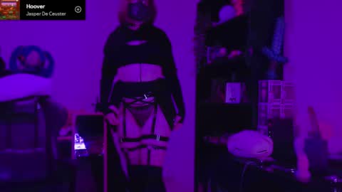 Blue online show from February 16, 11:13 pm