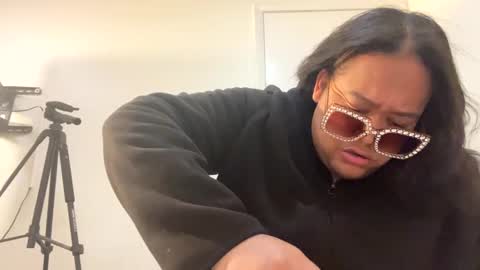 Snapshot of cals9x chatting on March 8, 4:45 am camzxoxox online show from March 8, 4:45 am