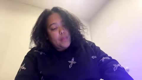 Snapshot of cals9x chatting on March 9, 3:34 am camzxoxox online show from March 9, 3:34 am