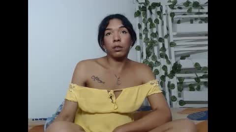 candy_hot_trans online show from March 27, 5:58 pm