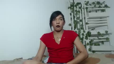 candy_hot_trans online show from April 11, 9:46 am