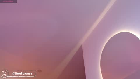 Snapshot of candyshe chatting on October 16, 7:35 pm Shenoa Jimenez online show from October 16, 7:35 pm