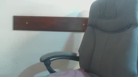 Cinzia  ex regina  online show from April 6, 2:39 pm