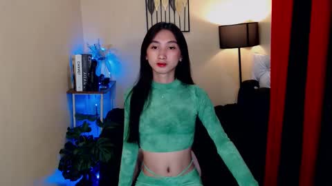 cassandrafoxxx online show from January 22, 2:04 am