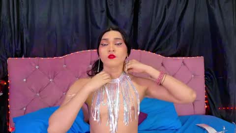 Cata Prins  online show from April 11, 12:20 pm