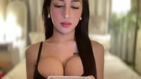 cathalina harake online show from February 25, 8:24 pm