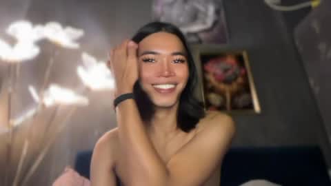 PAPI BEBE online show from July 5, 5:19 pm