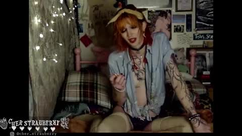 cher strauberry online show from January 14, 5:05 am