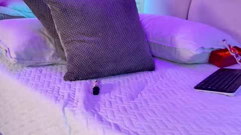 cheryl_sm online show from March 27, 3:53 am