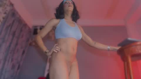 chloe_cooperr online show from December 15, 12:39 am