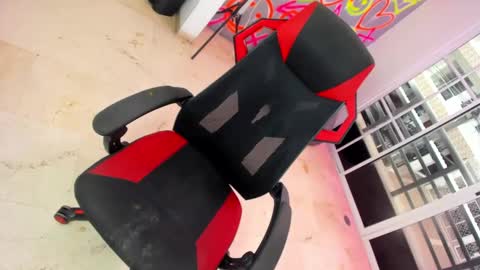 chrissangel12 online show from November 15, 6:06 pm