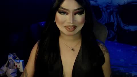 QUEEN CESS online show from November 5, 3:34 pm