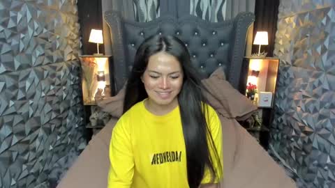 Samira Sarafin online show from January 2, 4:52 am