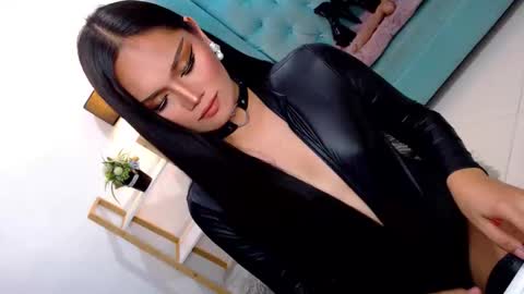 Cleo online show from February 20, 6:10 pm