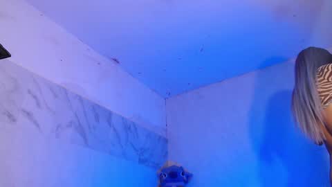 ALEXA  KIM online show from April 1, 1:52 pm