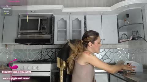 Cristina Onazis online show from March 27, 7:04 pm