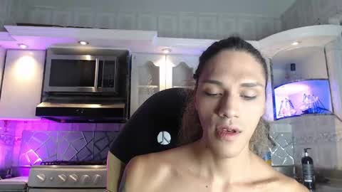 Cristina Onazis online show from April 12, 6:55 pm