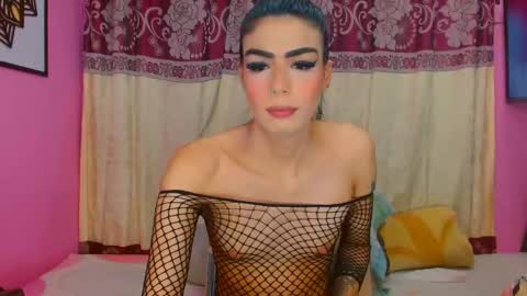 Instagram cristal espinosa1 online show from January 7, 1:17 am