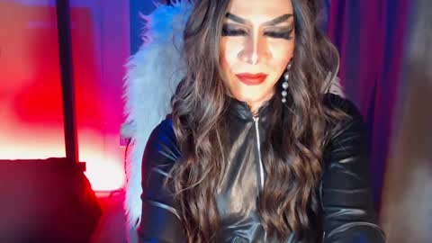 CUMMELA SLUTI online show from January 23, 1:56 pm