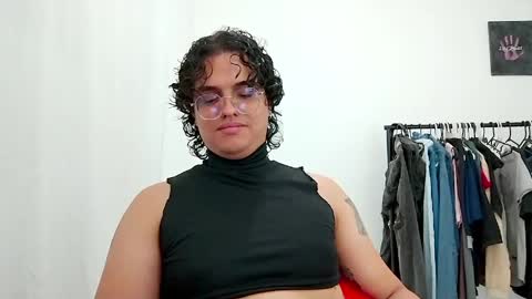 Diane Blosson online show from March 29, 2:01 am