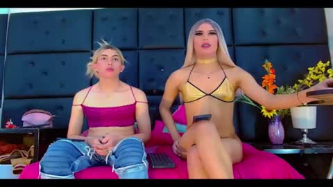 daniela_pink_ online show from February 9, 12:06 am