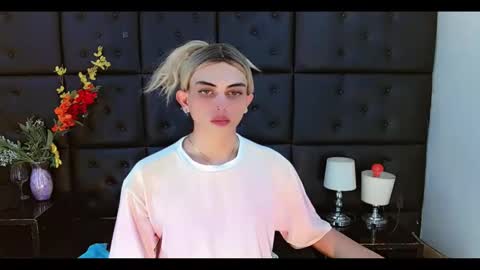 daniela_pink_ online show from March 6, 11:54 pm