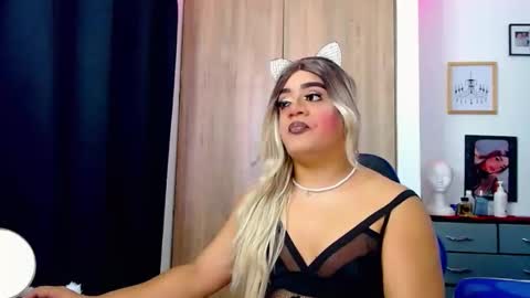 danipein online show from January 18, 1:41 pm