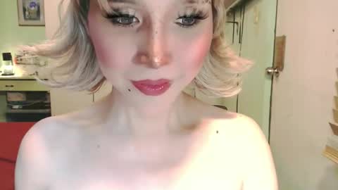 Mercedes online show from April 13, 8:40 am