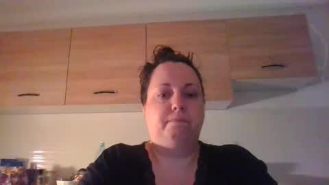 DianneCrunchy online show from February 11, 5:40 pm