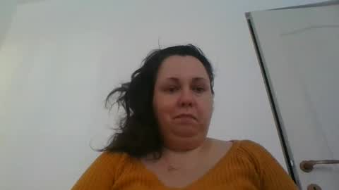 DianneCrunchy online show from February 24, 11:43 am