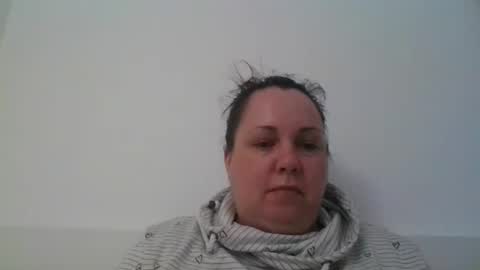 DianneCrunchy online show from March 11, 4:51 pm