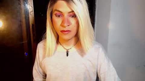 dirtydanezka online show from November 17, 2:55 am