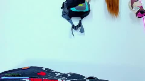 divaxxx4 online show from January 19, 6:09 am